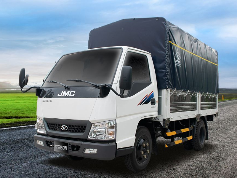 Xe tải IZ250 linh hoạt, chất lượng Nhật Bản